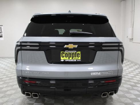 Used 2026 Chevrolet Traverse High Country w/ LPO, Floor Liner Package AWD/4WD image 11