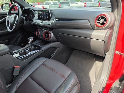 Used 2021 Chevrolet Blazer RS w/ Enhanced Convenience Package FWD image 18