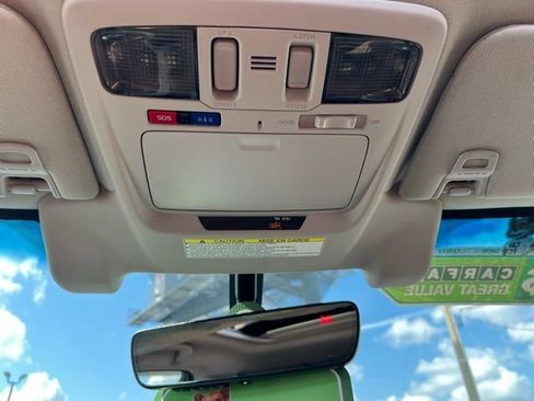 Used 2019 Subaru Outback 2.5i Touring image 34