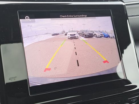 New 2026 Jeep Grand Cherokee Laredo image 10