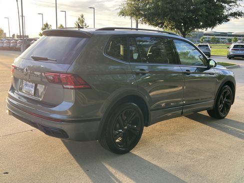 Certified 2024 Volkswagen Tiguan SE R-Line w/ MDO Package, Three-Row image 10