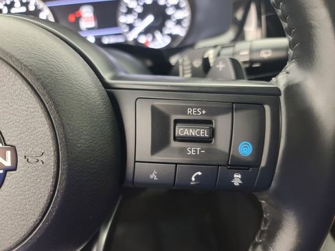 Used 2025 Nissan Pathfinder SV AWD/4WD image 30