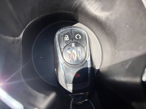 Used 2025 Buick Encore GX Preferred FWD image 21