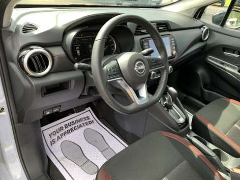 Used 2025 Nissan Versa SR w/ Trunk Package FWD image 21