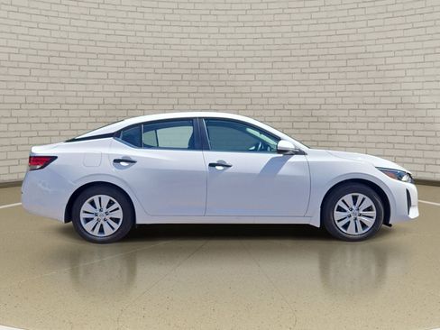 Used 2025 Nissan Sentra S FWD image 4