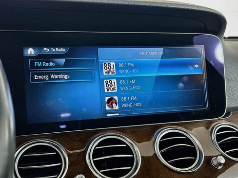 Used 2023 Mercedes-Benz E 350 4MATIC Sedan image 21