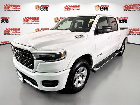 Used 2025 RAM 1500 Big Horn AWD/4WD image 12
