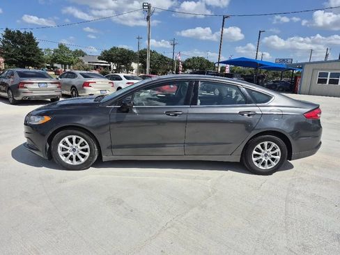 Used 2018 Ford Fusion S FWD image 2