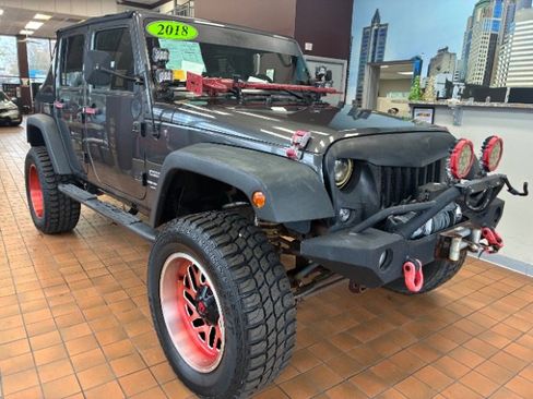 Used 2018 Jeep Wrangler Unlimited Sport w/ Connectivity Group AWD/4WD image 1