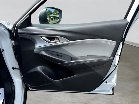 Used 2019 MAZDA CX-3 Touring w/ Touring I-ACTIVSENSE Package image 27