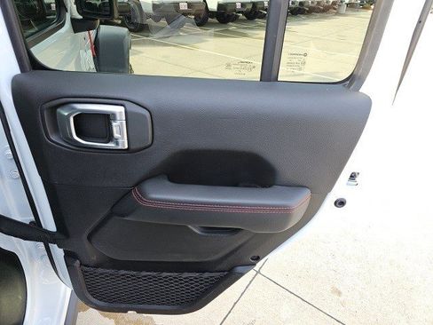 Used 2021 Jeep Wrangler Unlimited Rubicon image 17