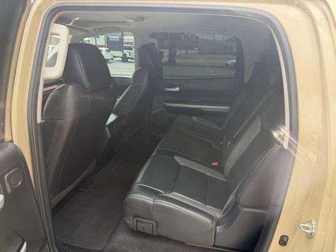 Used 2018 Toyota Tundra Limited w/ Limited Premium Package AWD/4WD image 12