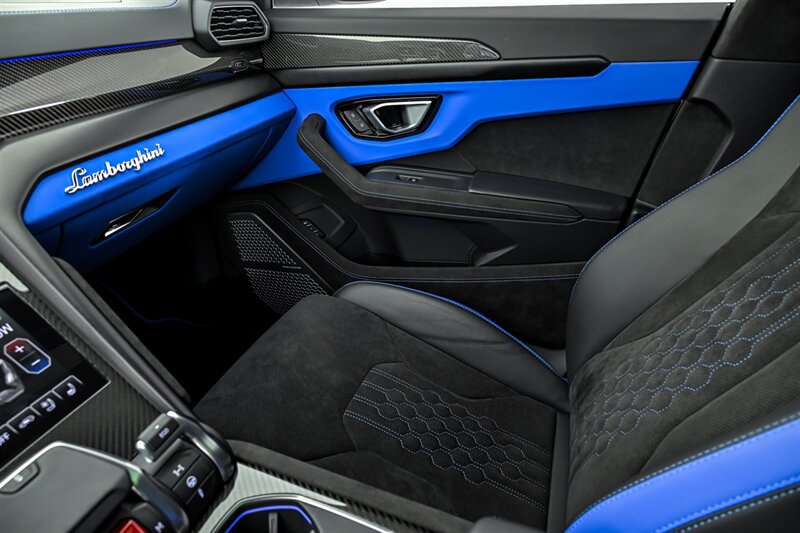 Used 2024 Lamborghini Urus S AWD/4WD image 47