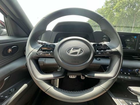 New 2025 Hyundai Elantra Sport image 17