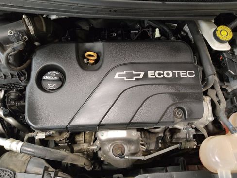 Used 2020 Chevrolet Spark LT FWD image 30