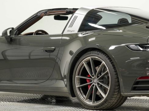 Used 2022 Porsche 911 Targa 4S image 28