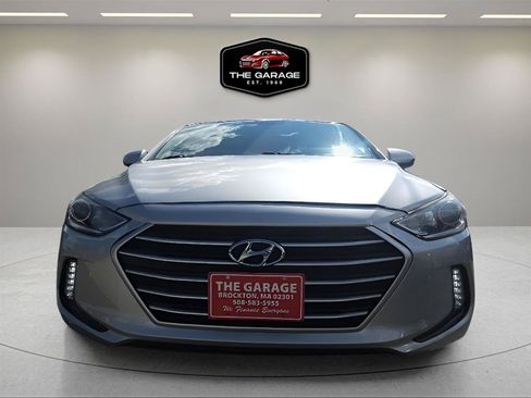Used 2018 Hyundai Elantra Value Edition FWD image 2