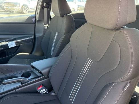 New 2026 Hyundai Elantra Sport FWD image 23