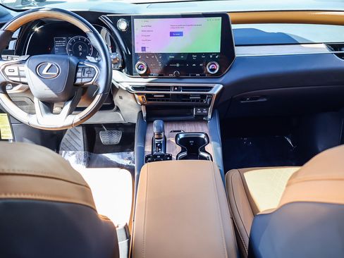 Used 2023 Lexus RX 350 Premium Plus w/ Cold Area Package FWD image 9