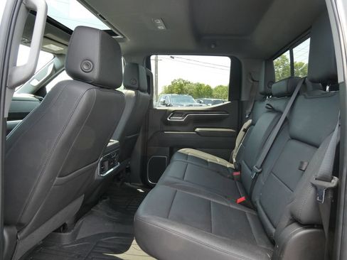 Certified 2025 GMC Sierra 1500 SLT w/ SLT Premium Plus Package AWD/4WD image 18
