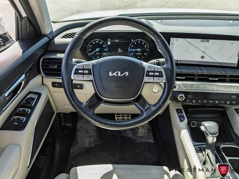 Used 2023 Kia Telluride SX Prestige AWD/4WD image 2
