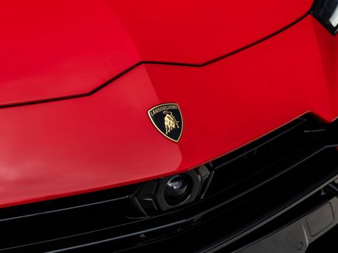 Used 2024 Lamborghini Urus S image 22