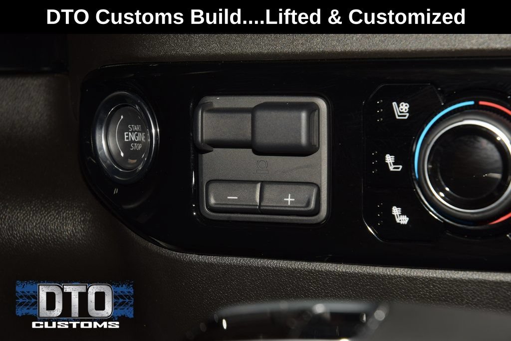 Used 2025 Chevrolet Silverado 1500 High Country w/ Midnight Edition AWD/4WD image 30