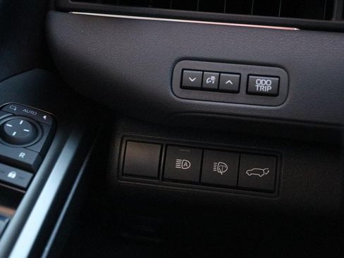 New 2026 Toyota C-HR AWD/4WD image 23