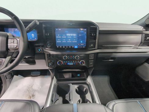 Used 2026 Ford F250 Platinum AWD/4WD image 22