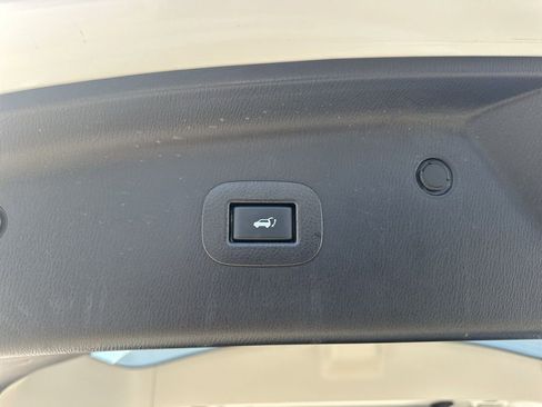 Used 2024 INFINITI QX80 Luxe image 33