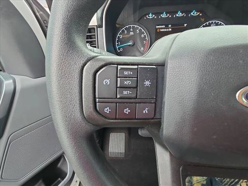 Used 2023 Ford F150 XLT RWD image 12