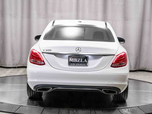 Used 2018 Mercedes-Benz C 300 Sedan image 3