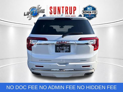 Used 2023 GMC Acadia Denali w/ Denali Ultimate Package AWD/4WD image 4