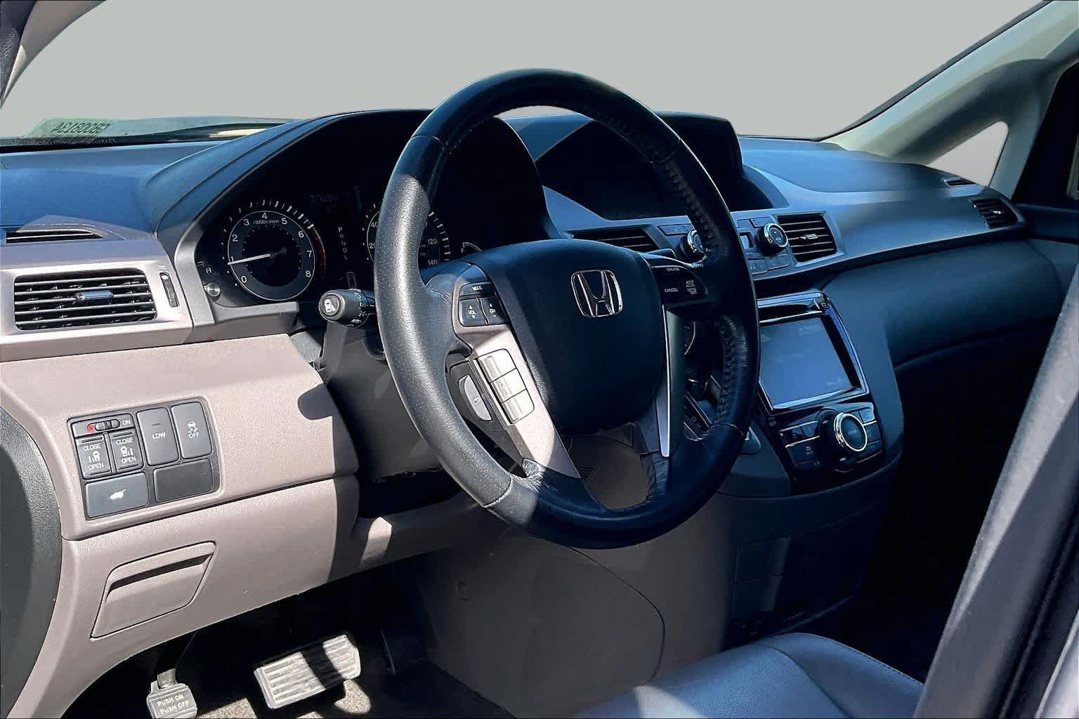 Used 2016 Honda Odyssey EX-L image 17