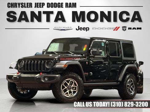 Used 2024 Jeep Wrangler Unlimited Rubicon w/ Convenience Group image 1