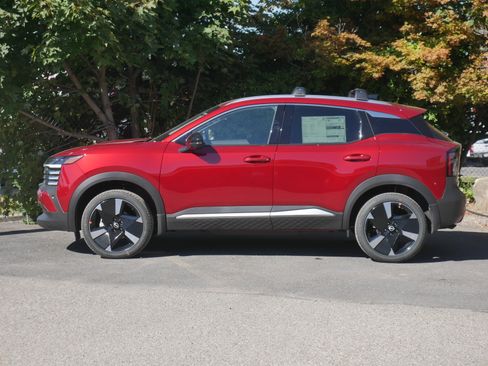 New 2026 Nissan Kicks SR w/ Cold Weather Package image 14