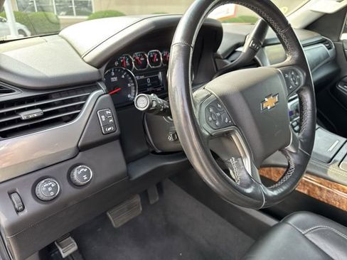 Used 2020 Chevrolet Tahoe Premier AWD/4WD image 20