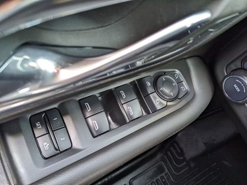 Used 2024 Chevrolet Tahoe Z71 w/ Luxury Package image 61