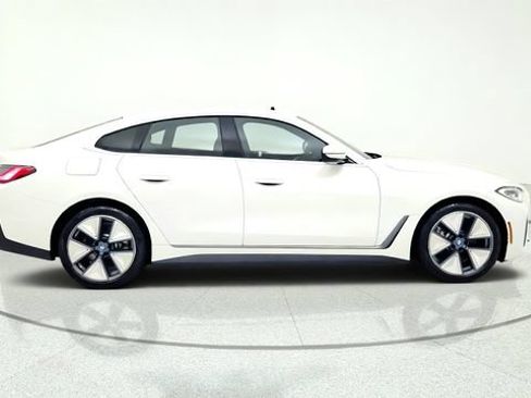 Used 2023 BMW i4 eDrive35 w/ Premium Package RWD image 10