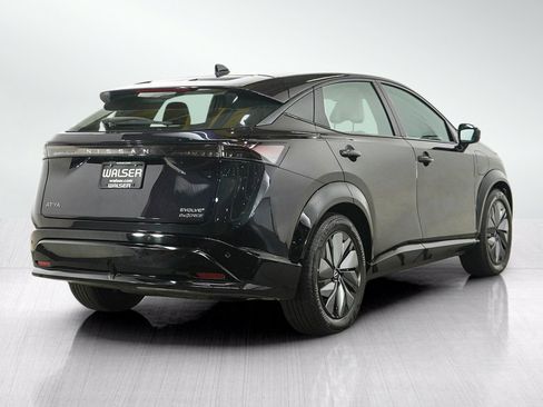 Used 2024 Nissan Ariya AWD image 6