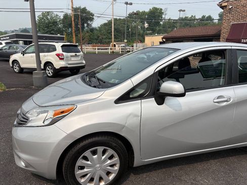 Used 2014 Nissan Versa Note SV FWD image 9