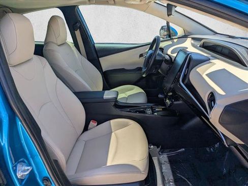 Certified 2021 Toyota Prius Limited w/ Premium Convenience Package FWD image 20