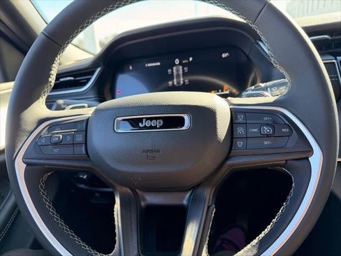 New 2026 Jeep Grand Cherokee Laredo image 30