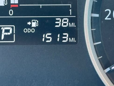 Certified 2025 Nissan Kicks Play S image 21