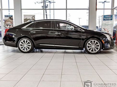 Used 2016 Cadillac XTS Luxury image 10