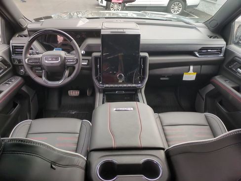 New 2026 GMC Yukon AT4 Ultimate w/ LPO, Floor Liner Package AWD/4WD image 9