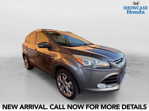 Used 2013 Ford Escape Titanium w/ Parking Technology Pkg FWD image 6