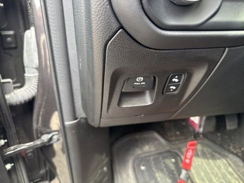 Used 2022 RAM 1500 Limited image 19