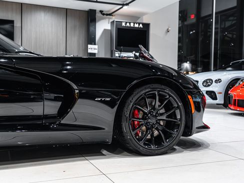 Used 2014 SRT Viper GTS w/ GTS Laguna Interior Package image 44