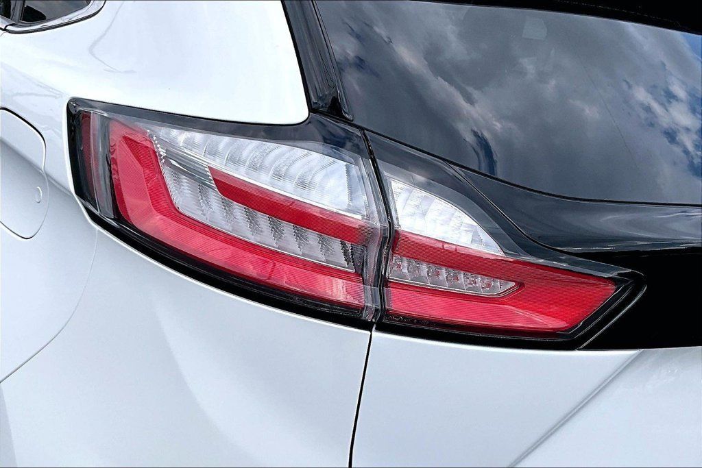 Used 2024 Ford Edge SEL AWD/4WD image 30